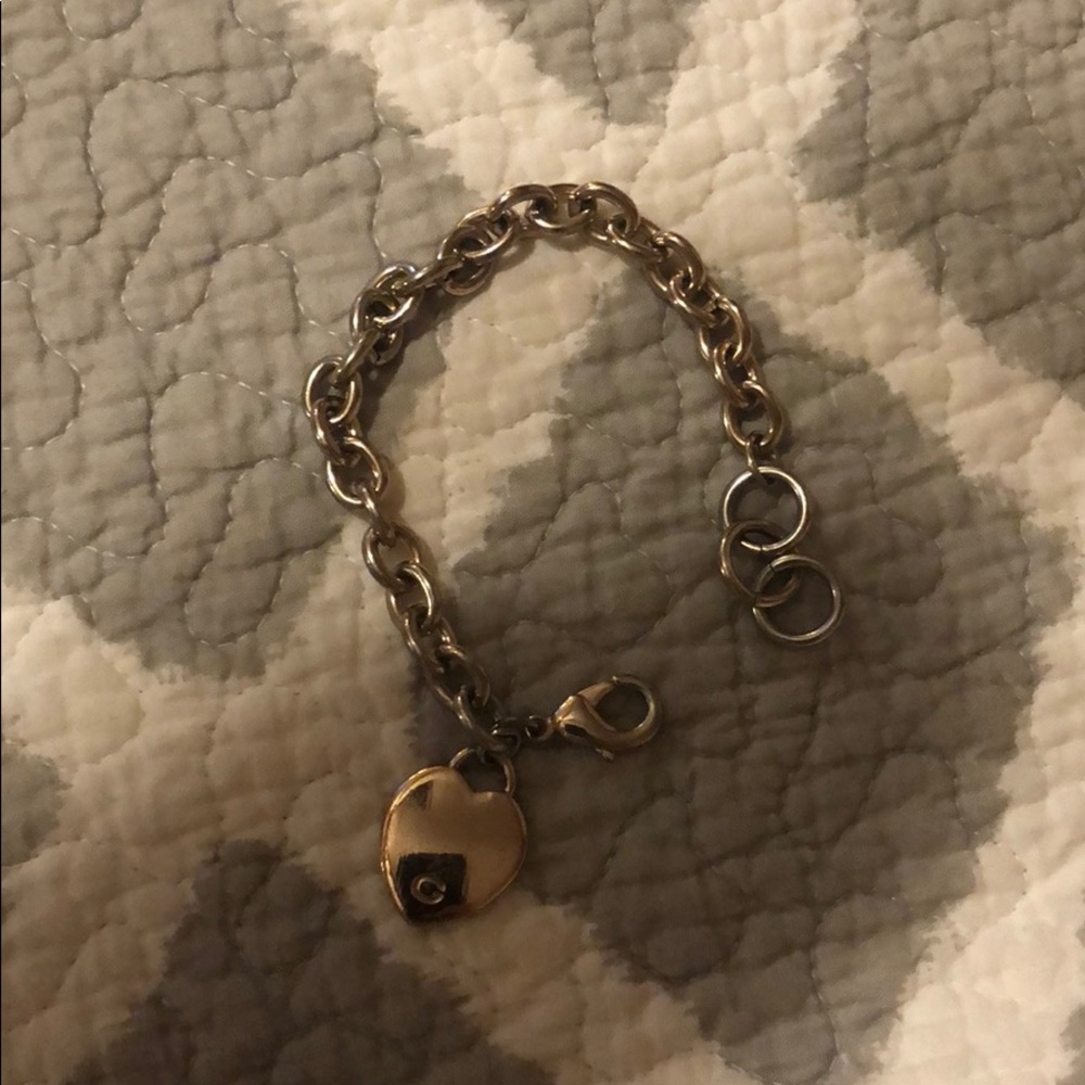 GUESS gold heart bracelet